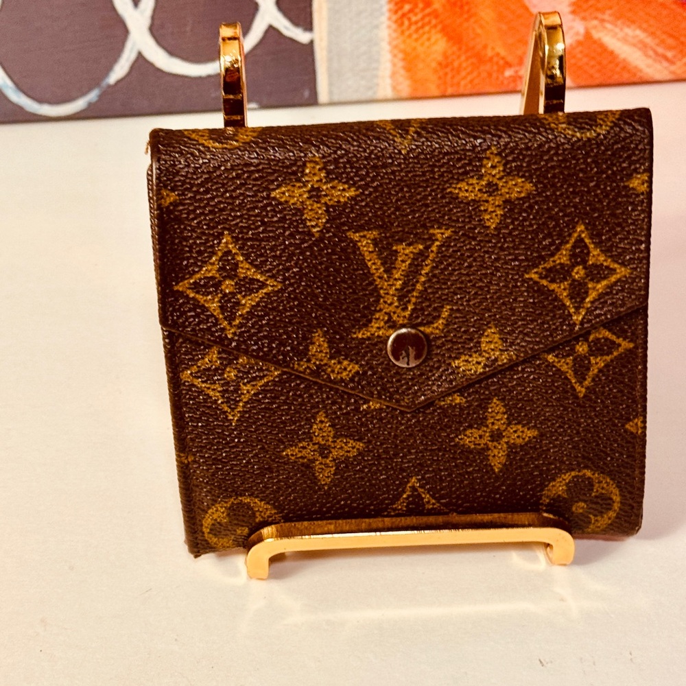 Louis Vuitton Elise Brown Monogram bifold Wallet - Picture 9 of 12